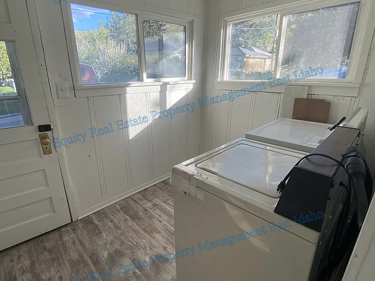 923 W Clark St #923 — Photo 11