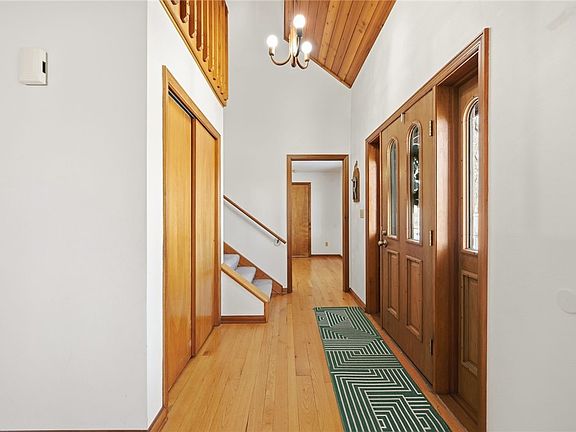 4th image of 4005 School Rd