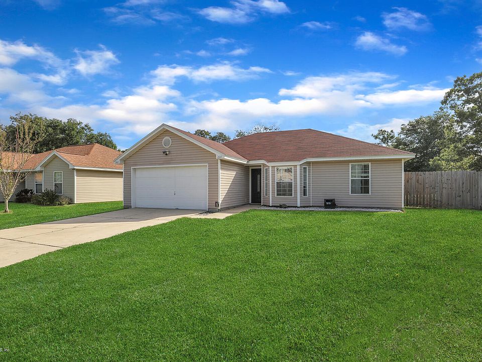 1st image of 2665 Cobblestone Forest Cir E