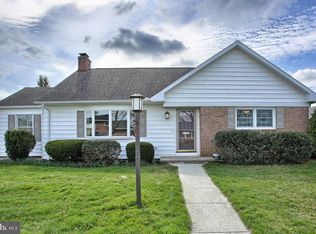 442 Cedar Ave, Hershey, PA 17033