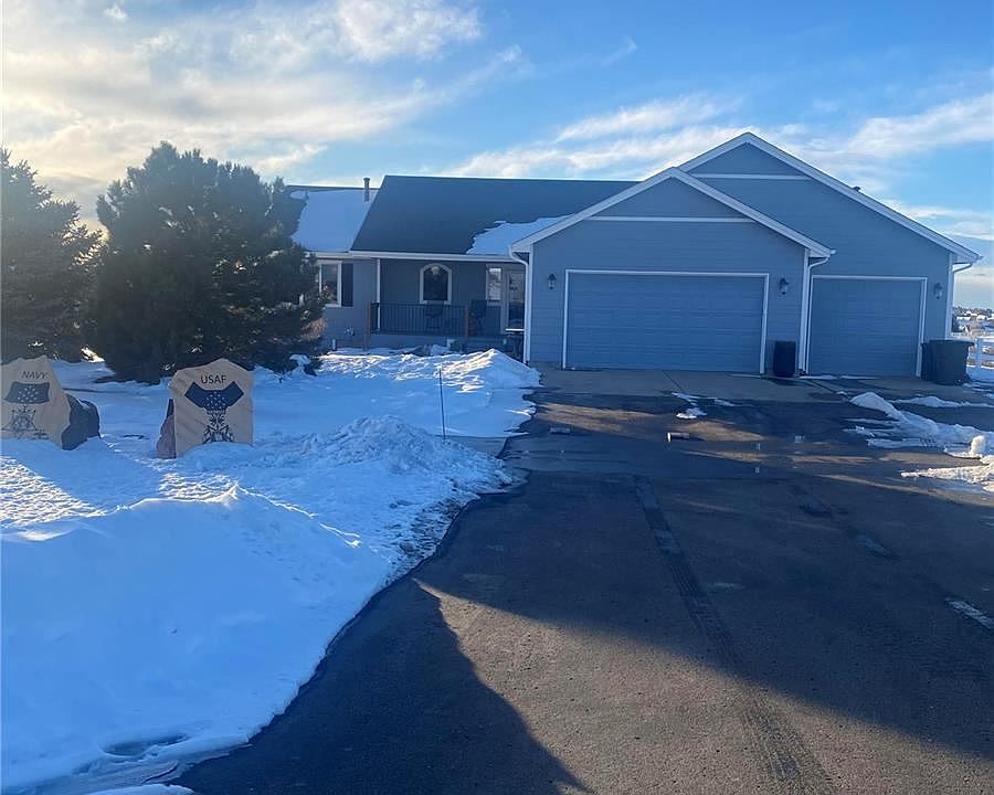 1st image of 41401 Farmhouse Cir