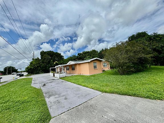 3rd image of 753 E Prima Vista Boulevard