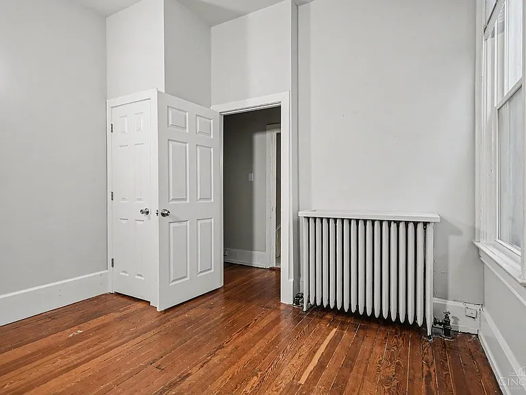 Bedroom #2 (2nd floor)