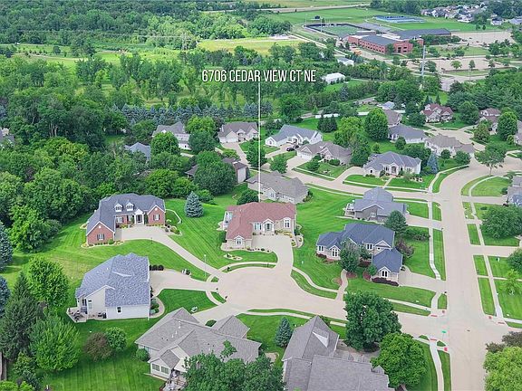 2nd image of 6706 Cedar View Ct NE