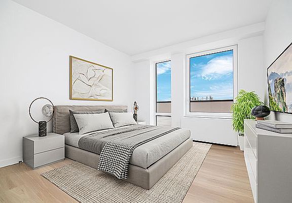 5th image of 71-82 Parsons Blvd #808
