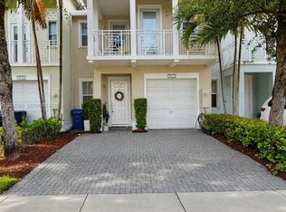 7512 NW 108th Path, Doral, FL 33178