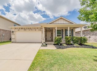2404 Bermont Red Ln, Fort Worth, TX 76131