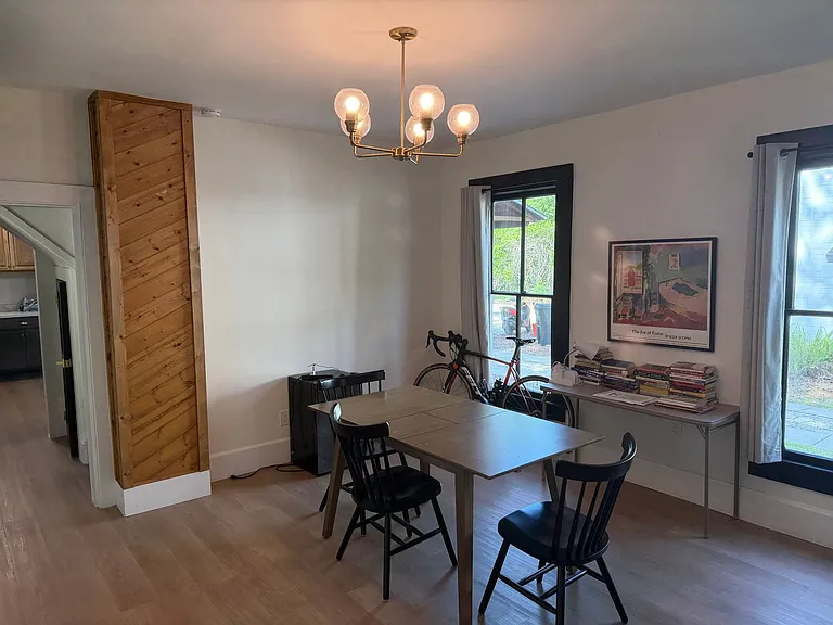 716 NE 4th Ave — Photo 5