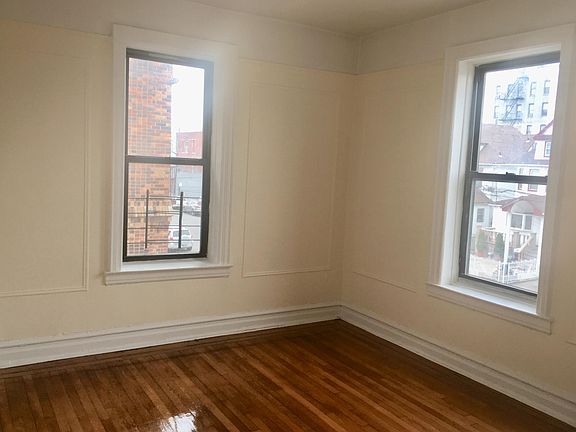 2nd image of 10325 121st St #3