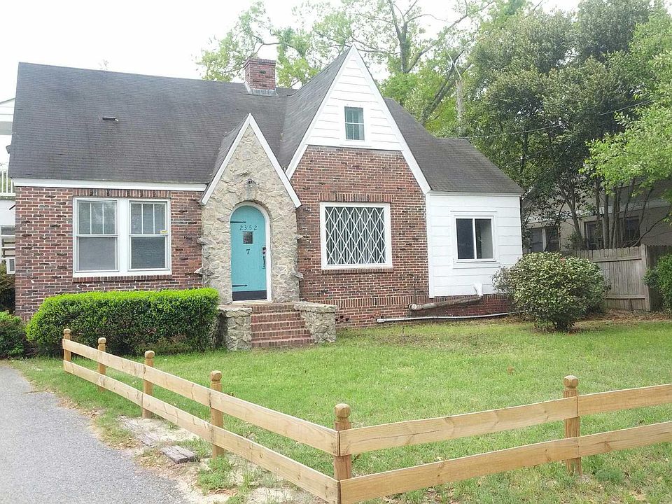 Front apartment (blue door)