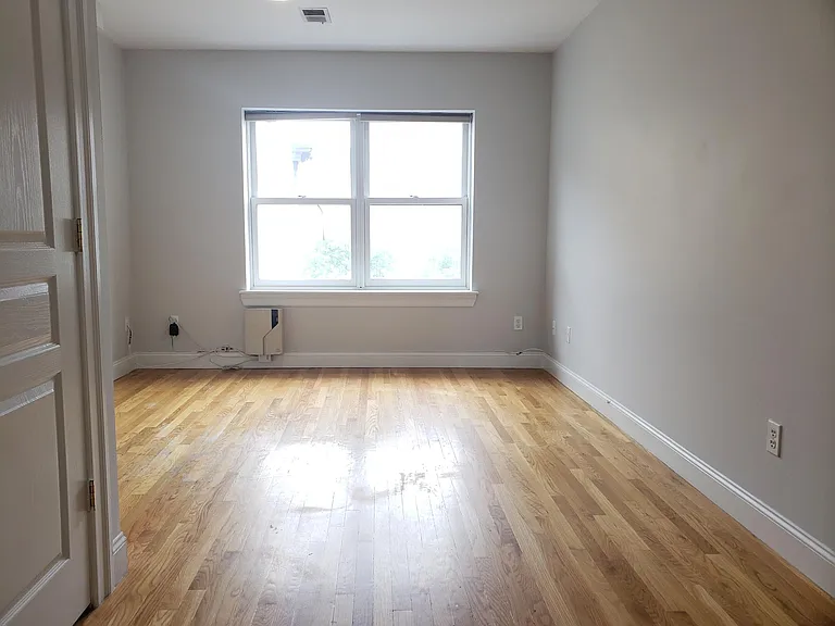 133 Washington St #3 — Photo 14