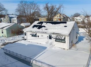 53 Samuel Ave, Pawtucket, RI 02860