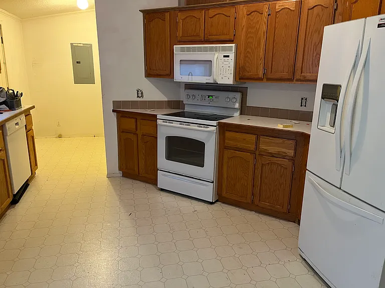 3951 S Mentor Ave #61 — Photo 13