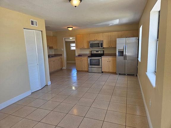 2nd image of 8489 Shumock Ave