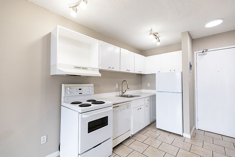 Calgary Apartment for rent - 1 Bedroom — photo 2