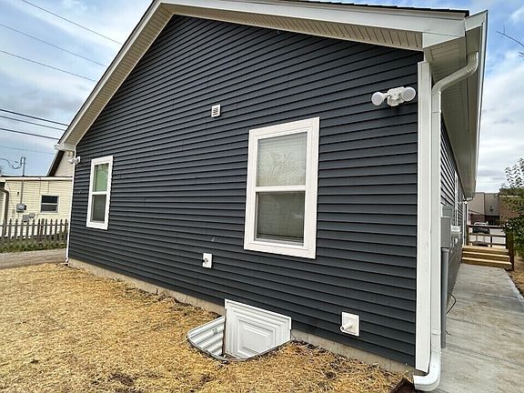 3rd image of 50 N Elder Ave