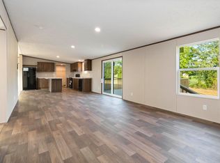 55 Cardinal Ln, Kings Mountain, KY 40442