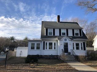 56 Pine St, Manchester, MA 01944