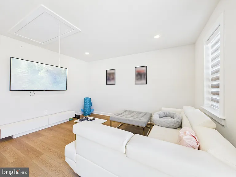 3711 Mayors Way — Photo 39
