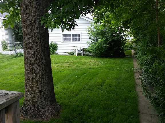 5th image of 5249 N Moody Ave