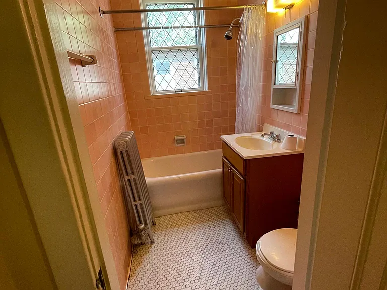 5047 Waterman Blvd — Photo 5