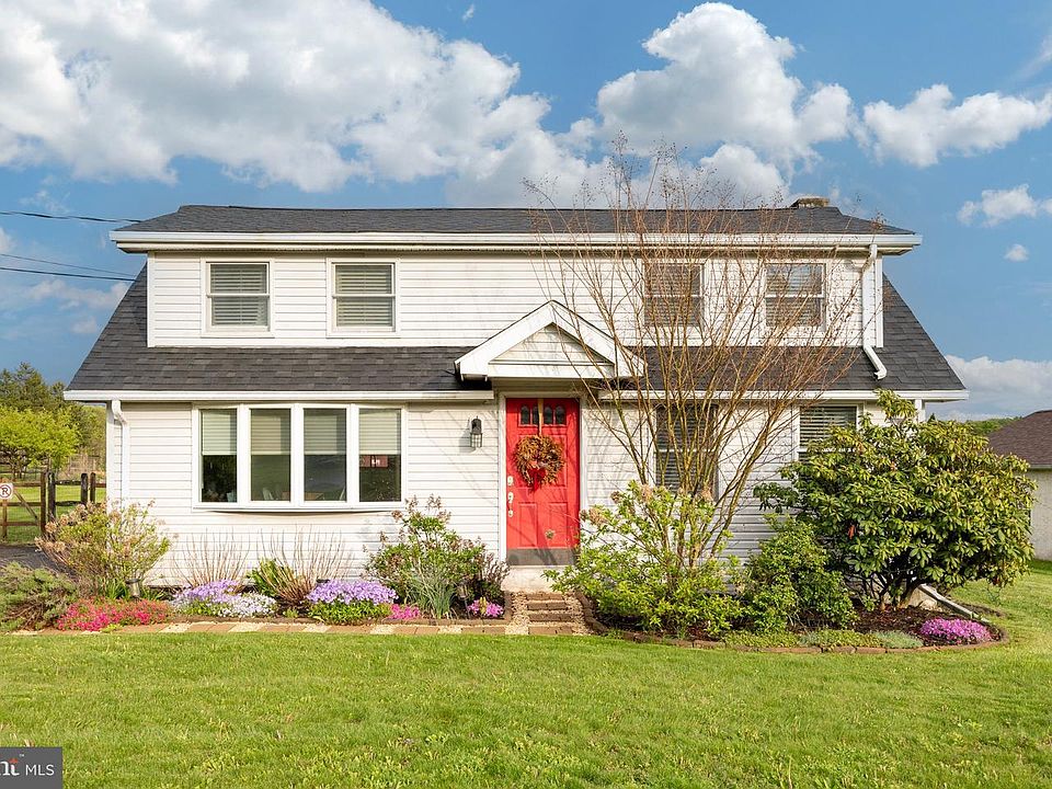 1st image of 2534 Rhoads Rd