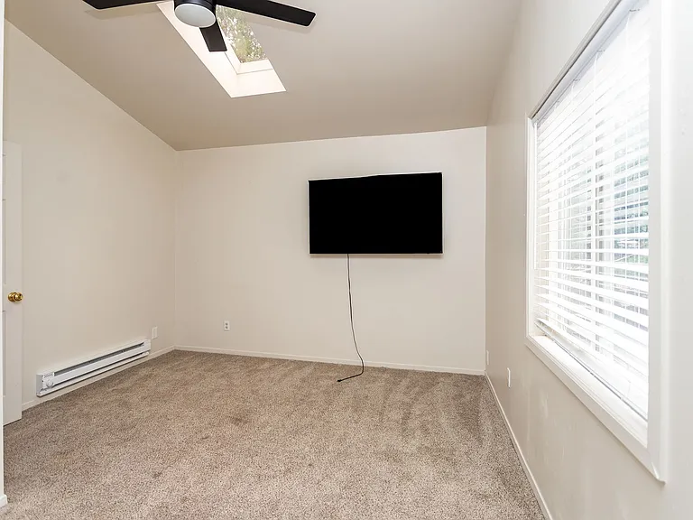 1005 Norwood Ave — Photo 25