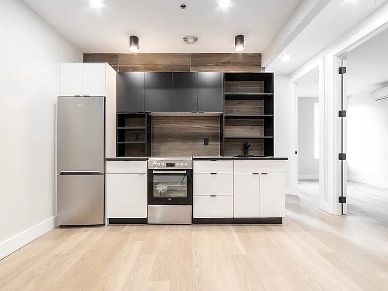 730 Dekalb Ave #3E — Photo 7