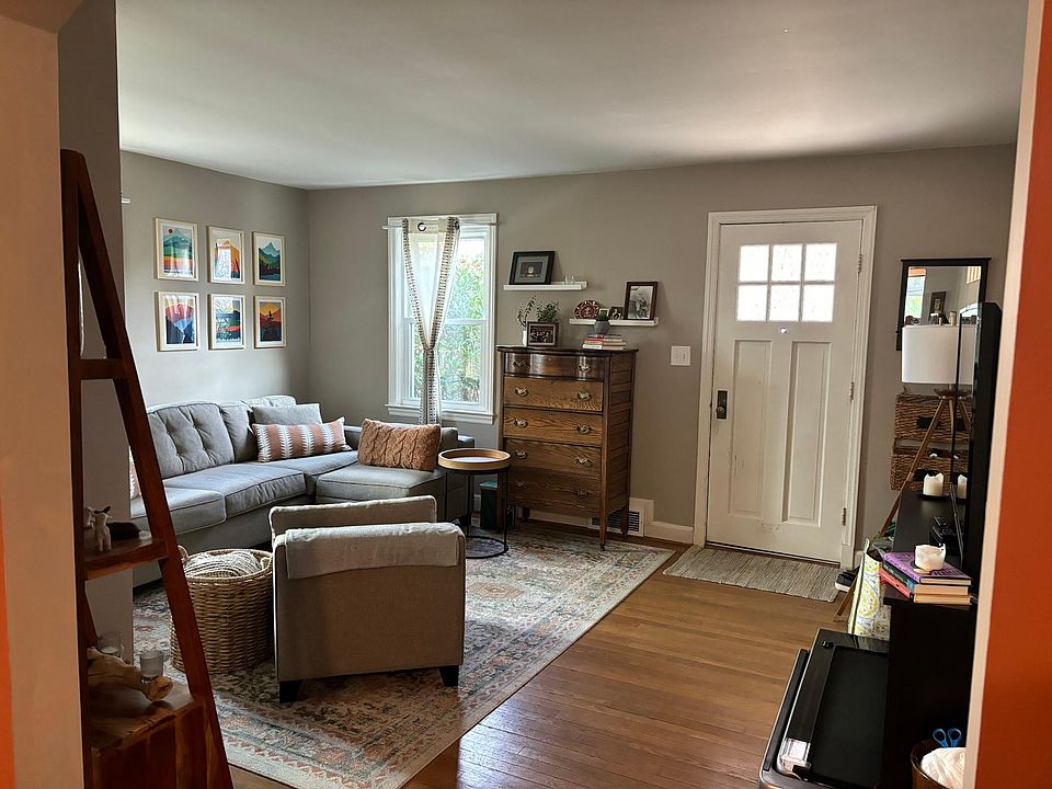 1st image of 1117 Arran Rd