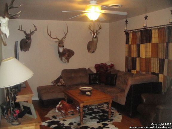 5th image of 1306 Gentilz St