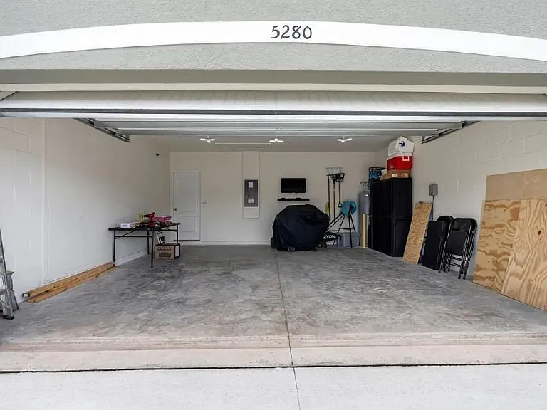 5280 Maddie Dr — Photo 16