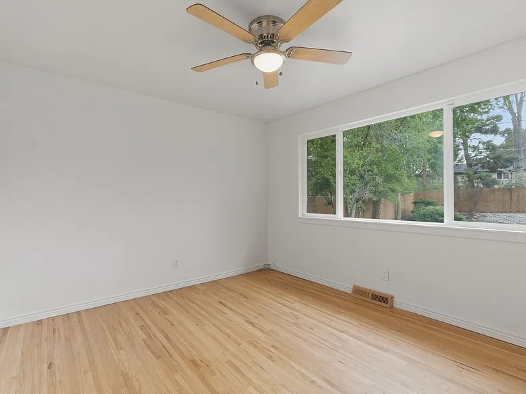 8111 E Briarwood Blvd — Photo 10