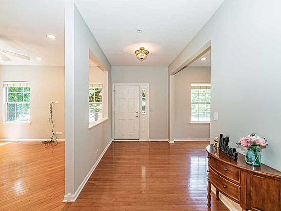 5th image of 6115 Halloran Ln