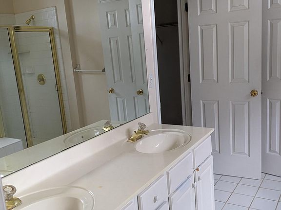 4th image of 760 Cloverwood Ct