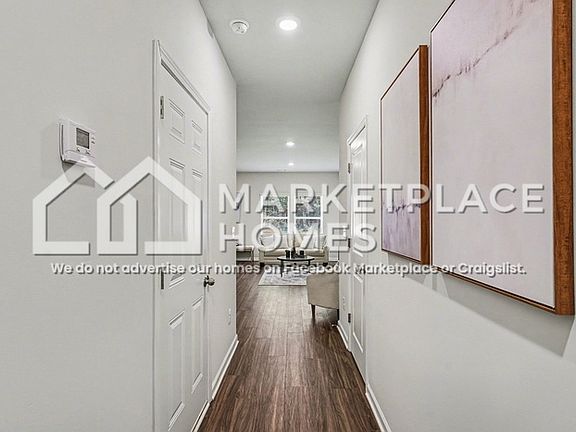 3rd image of 367 Oakwood Dr NW