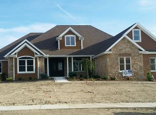 9827 Smokies Way, Findlay, OH 45840