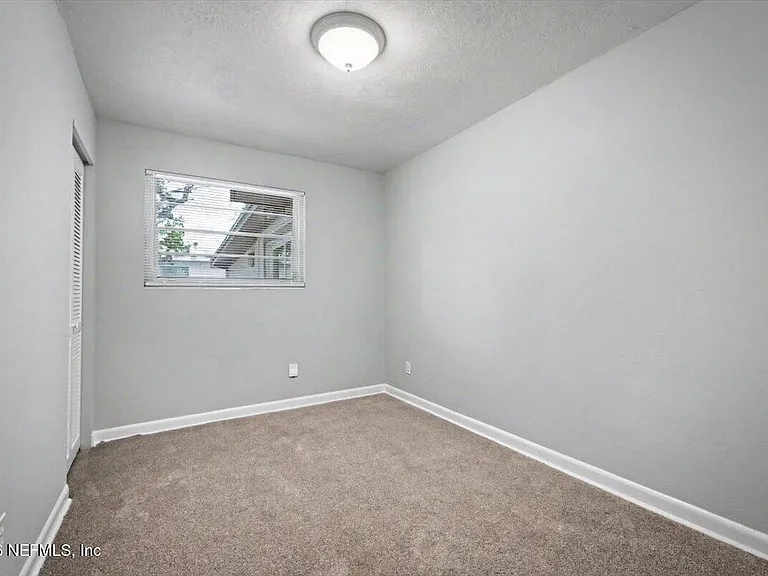 7010 Arques Rd — Photo 25