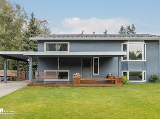6731 Foothill Dr, Anchorage, AK 99504