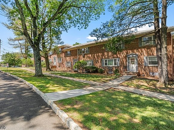 3rd image of 41 Wedgewood Drive UNIT 118