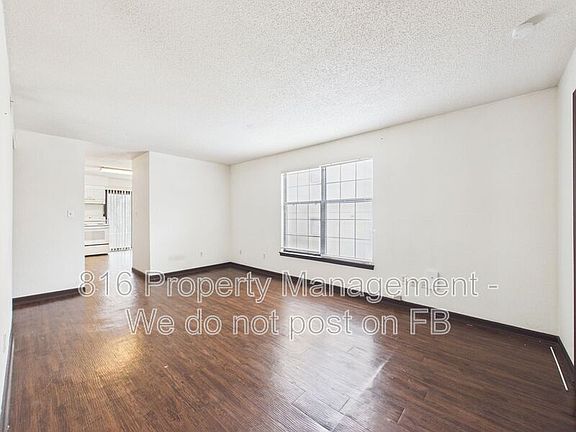 2nd image of 1020 NE Lindsay Ave APT D