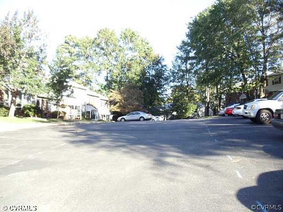 3rd image of 2917 Haddington Ct #2917
