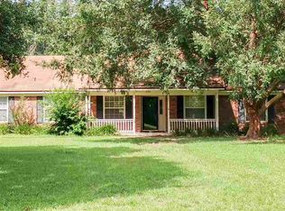 6160 Pickwick Rd, Tallahassee, FL 32309