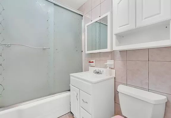5th image of 35-20 Leverich St #602