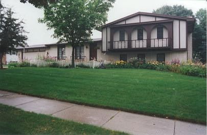1st image of 2230 Elmridge Dr NW