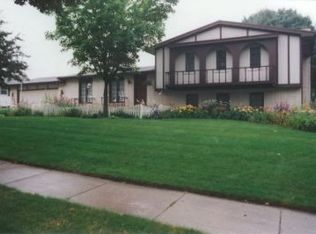 2230 Elmridge Dr NW, Grand Rapids, MI
