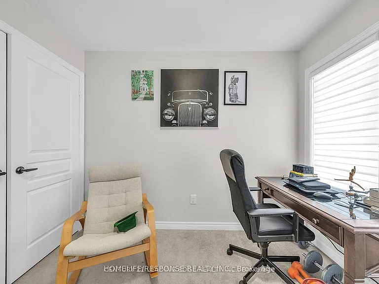 5 Gooseman Cres — Photo 31