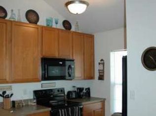 160 Brandy Mill Cir UNIT F, High Ridge, MO 63049