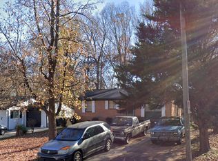 2321 Longleaf Dr, Charlotte, NC 28210