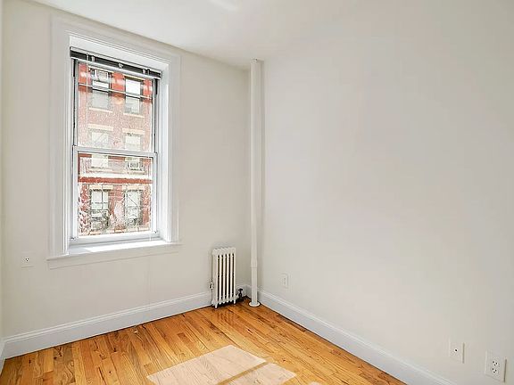 3rd image of 101 Thompson St APT 32