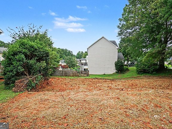3rd image of 1454 Chamirey Dr SW
